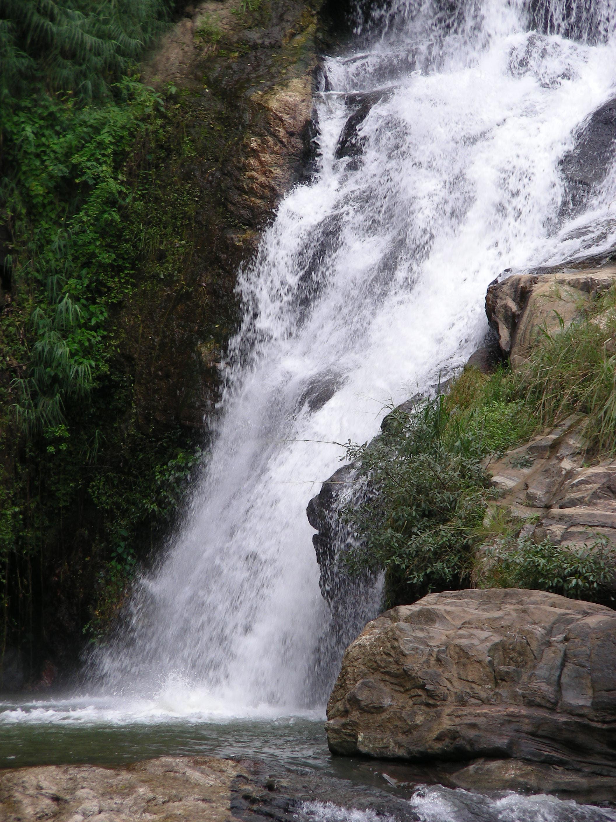Waterfall in sri lanka photo