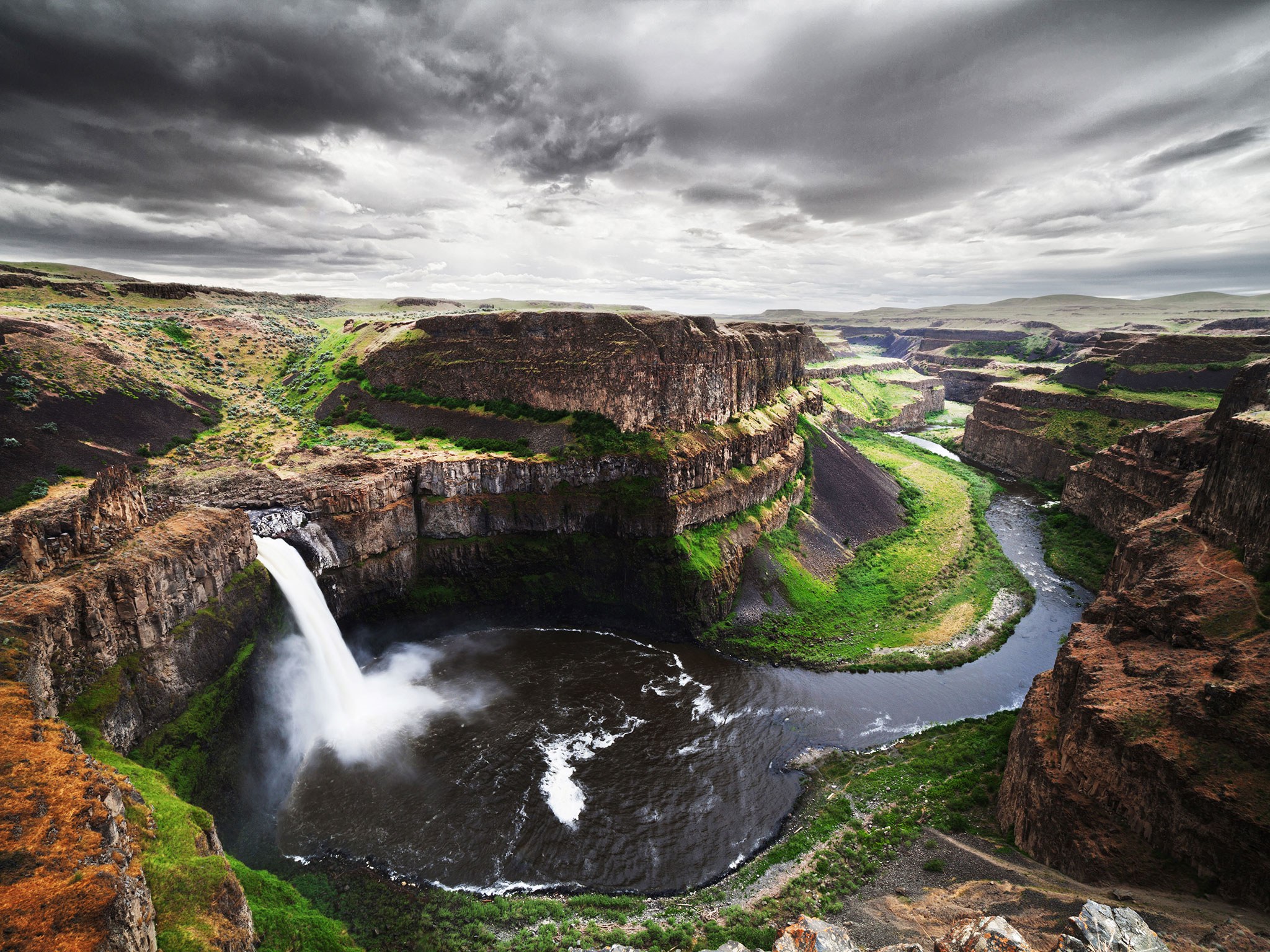 Do Go Chasing Waterfalls: 14 Beautiful Waterfalls in the U.S. ...