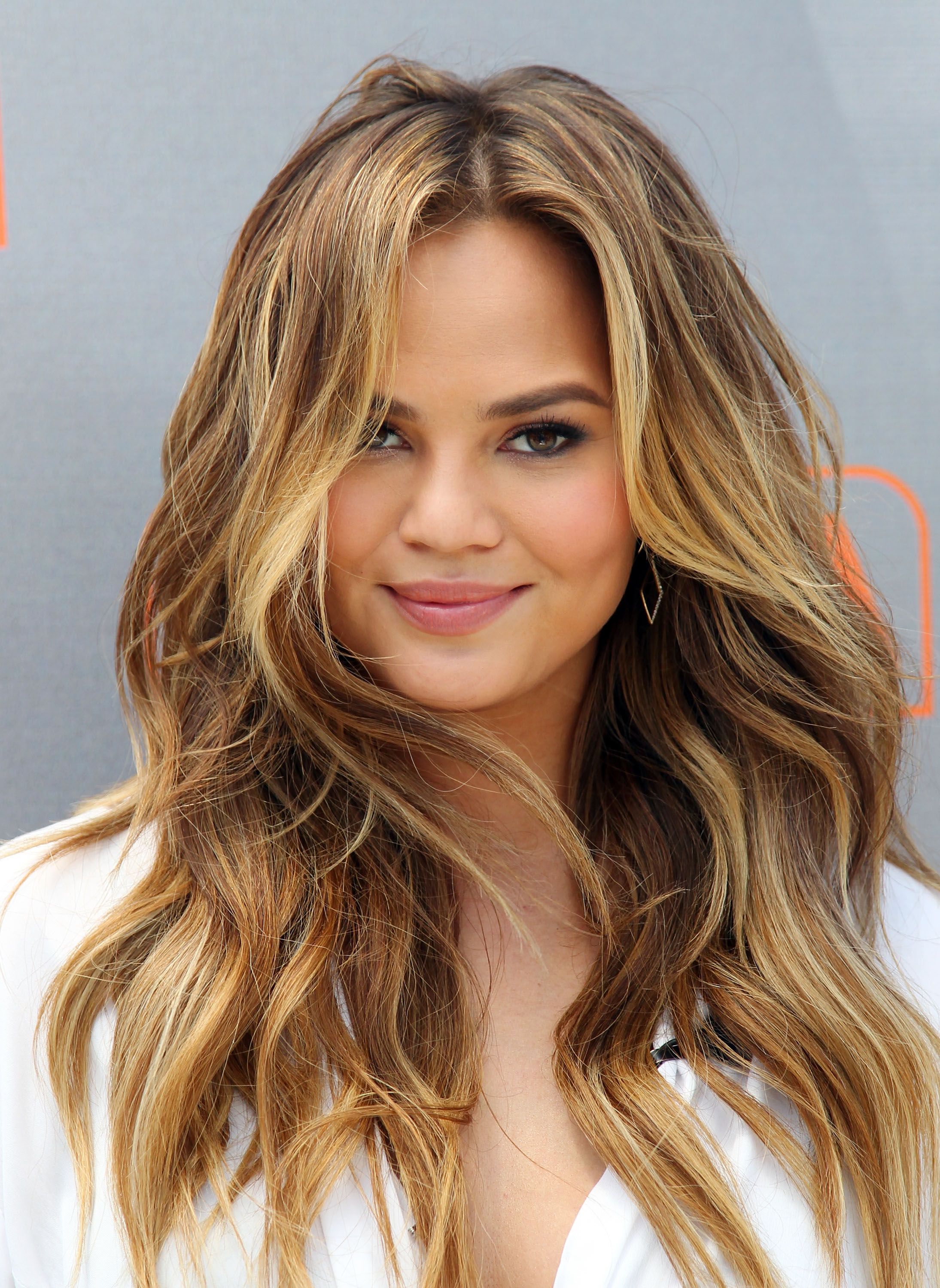 14 Celebrity Beach Waves Hair Looks You'll Want to Copy Stat | Beach ...