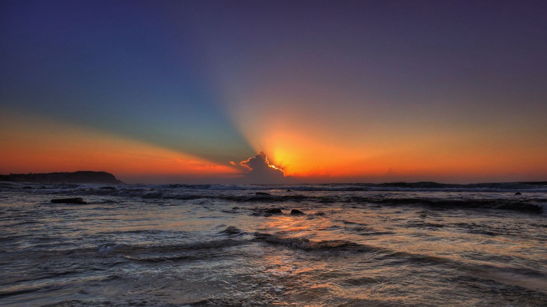 Oceans: Beautiful Sunset Wavy Sea Cloud Beams Waves HDR Wallpaper ...