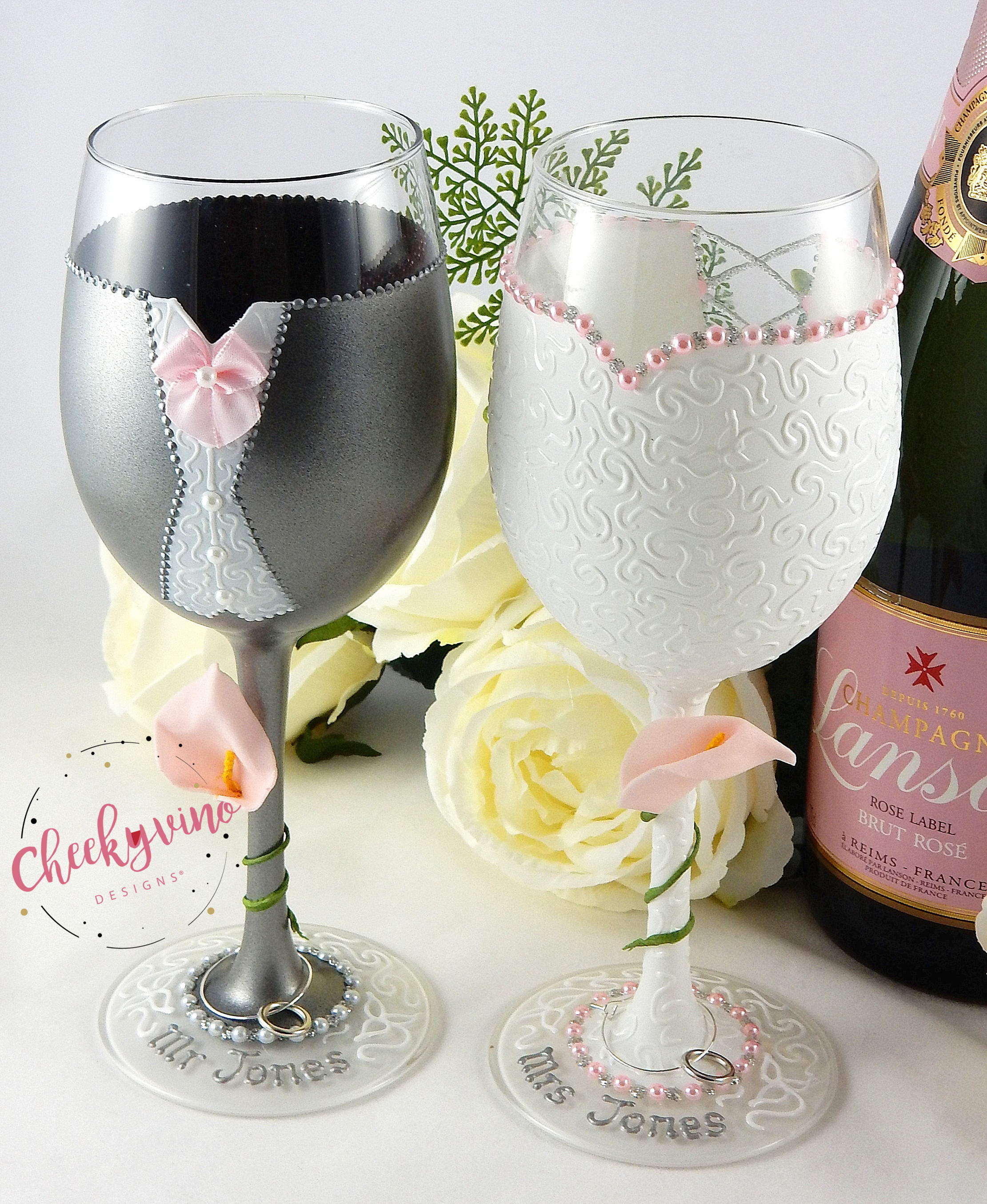 Personalised Wedding Wine Glasses | Cheekyvino Designs