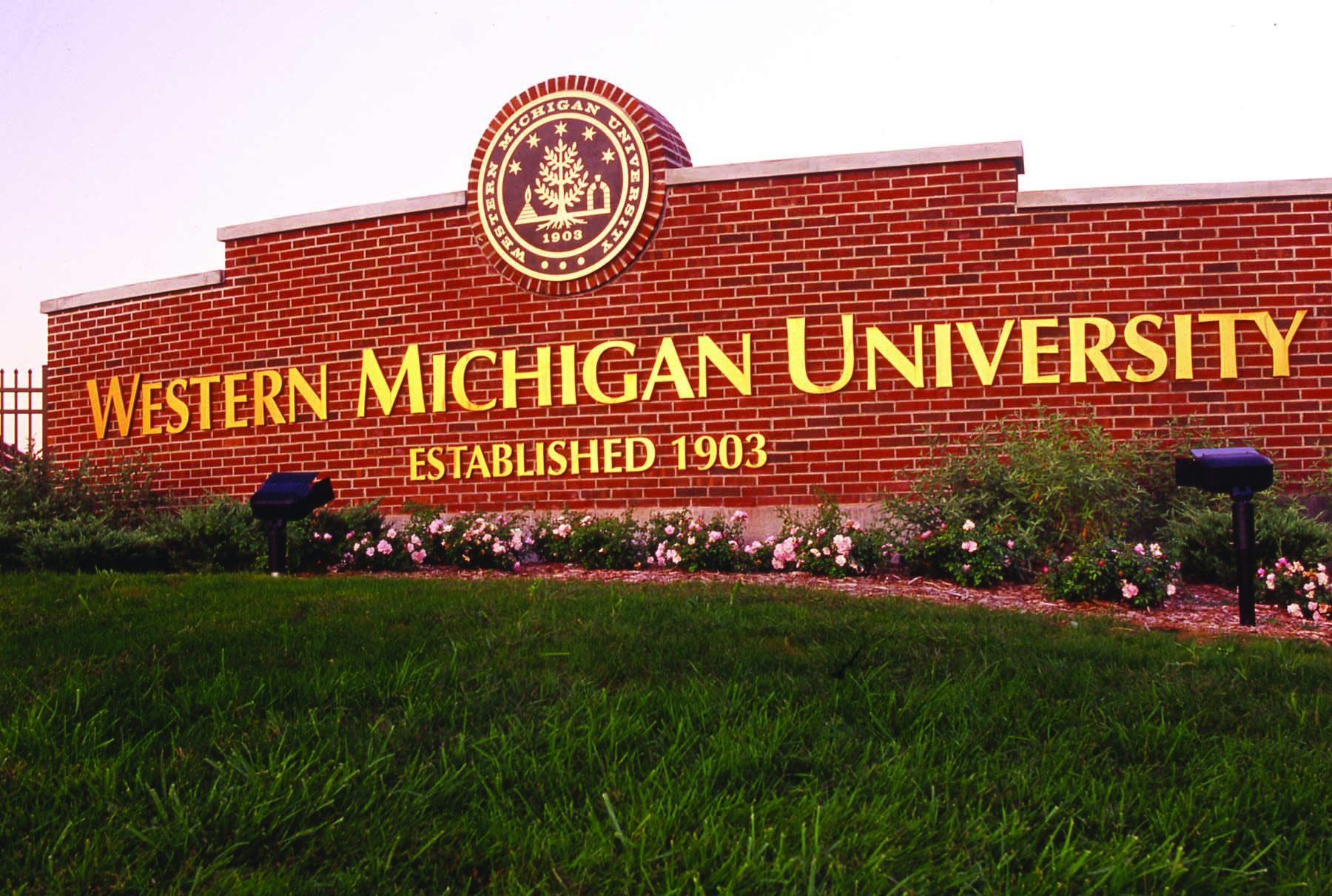 Graduation Day At Western Michigan University | Fox17