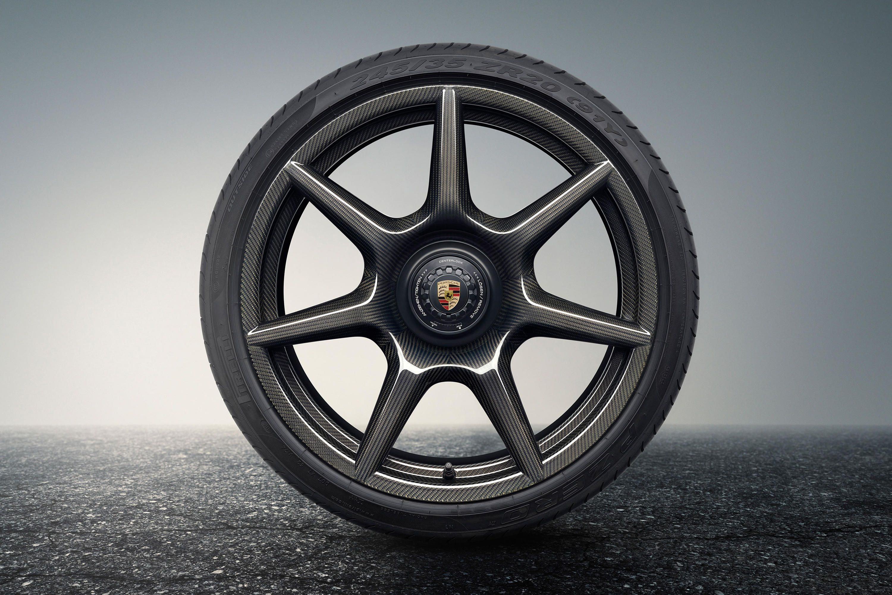 Porsche built $18,000 carbon wheels for the 911 - Roadshow