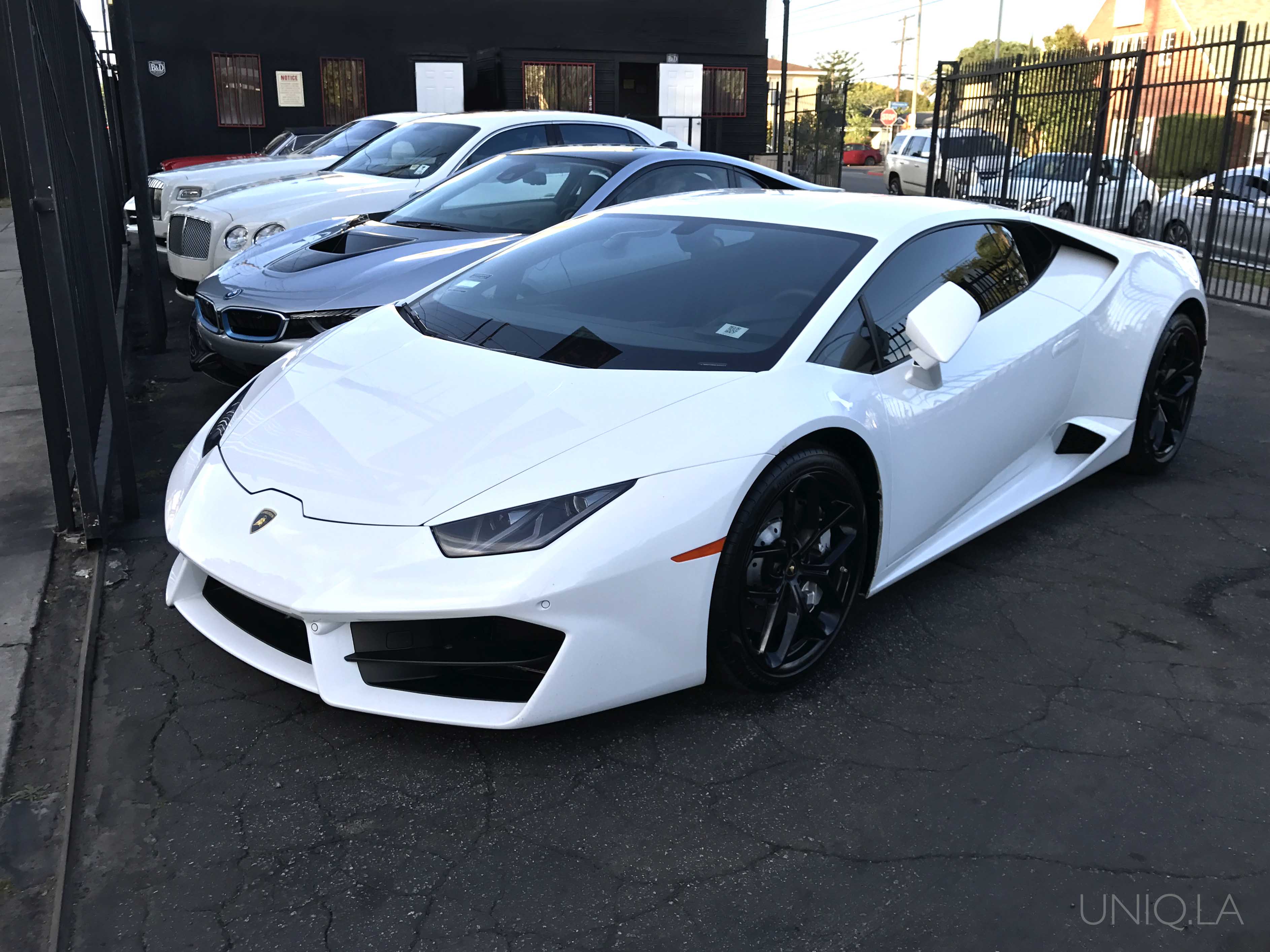 Lamborghini Huracan White - Exotic cars - UNIQ Los Angeles