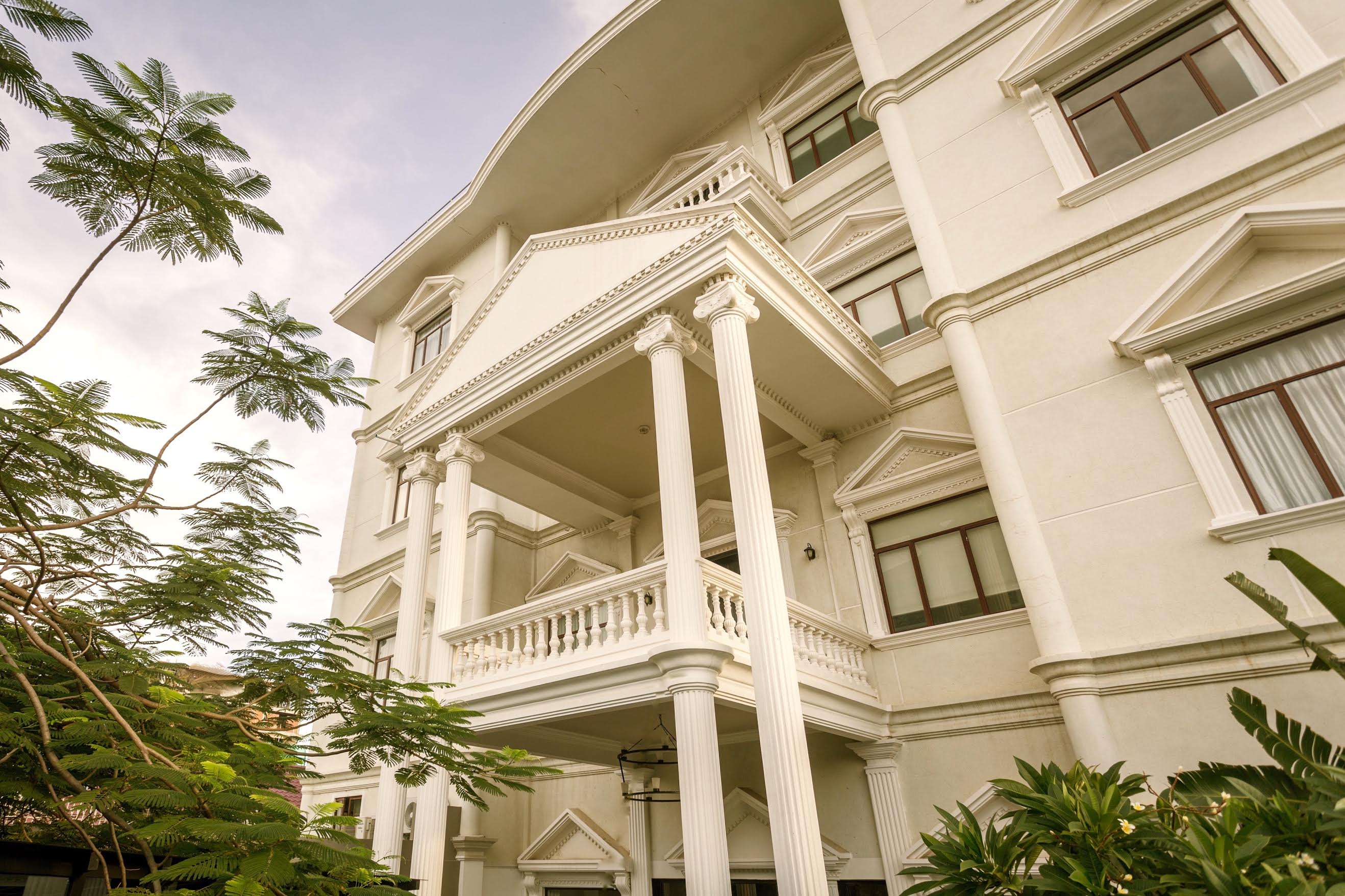 Affordable Luxury | Romantic hotel Phnom Penh | White Mansion