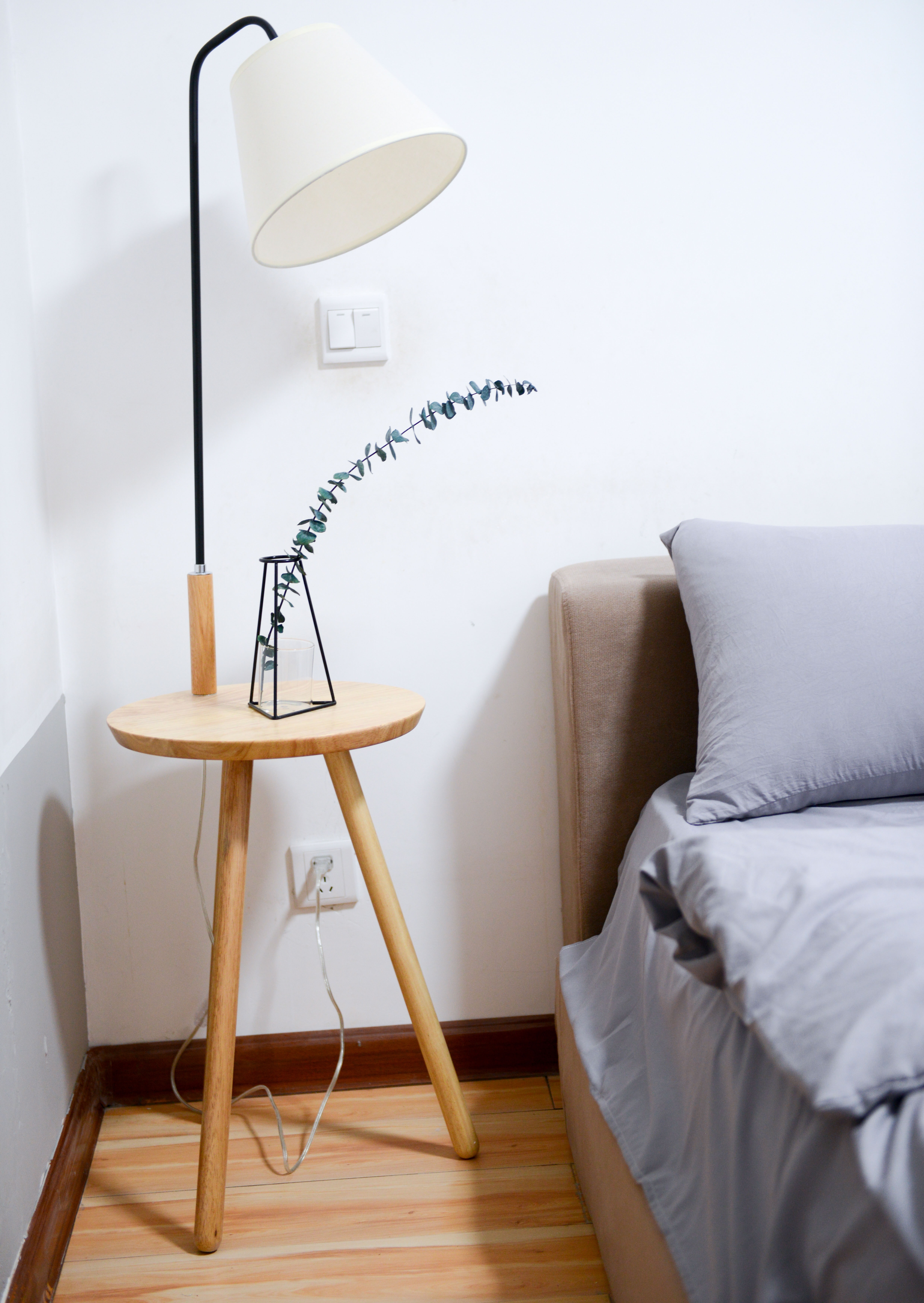 White Shade Table Lamp Near Bed, Bed, Light, Wire, White wall, HQ Photo