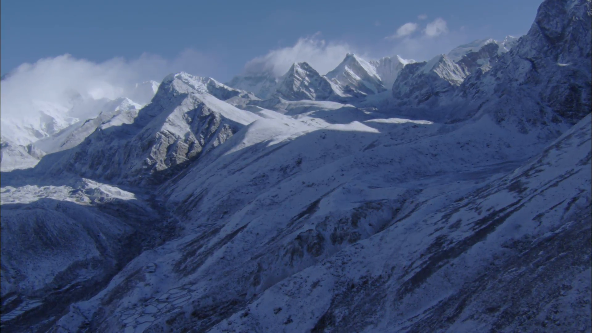 White Snow Himalaya Mountains. White snow capped mountain ranges ...