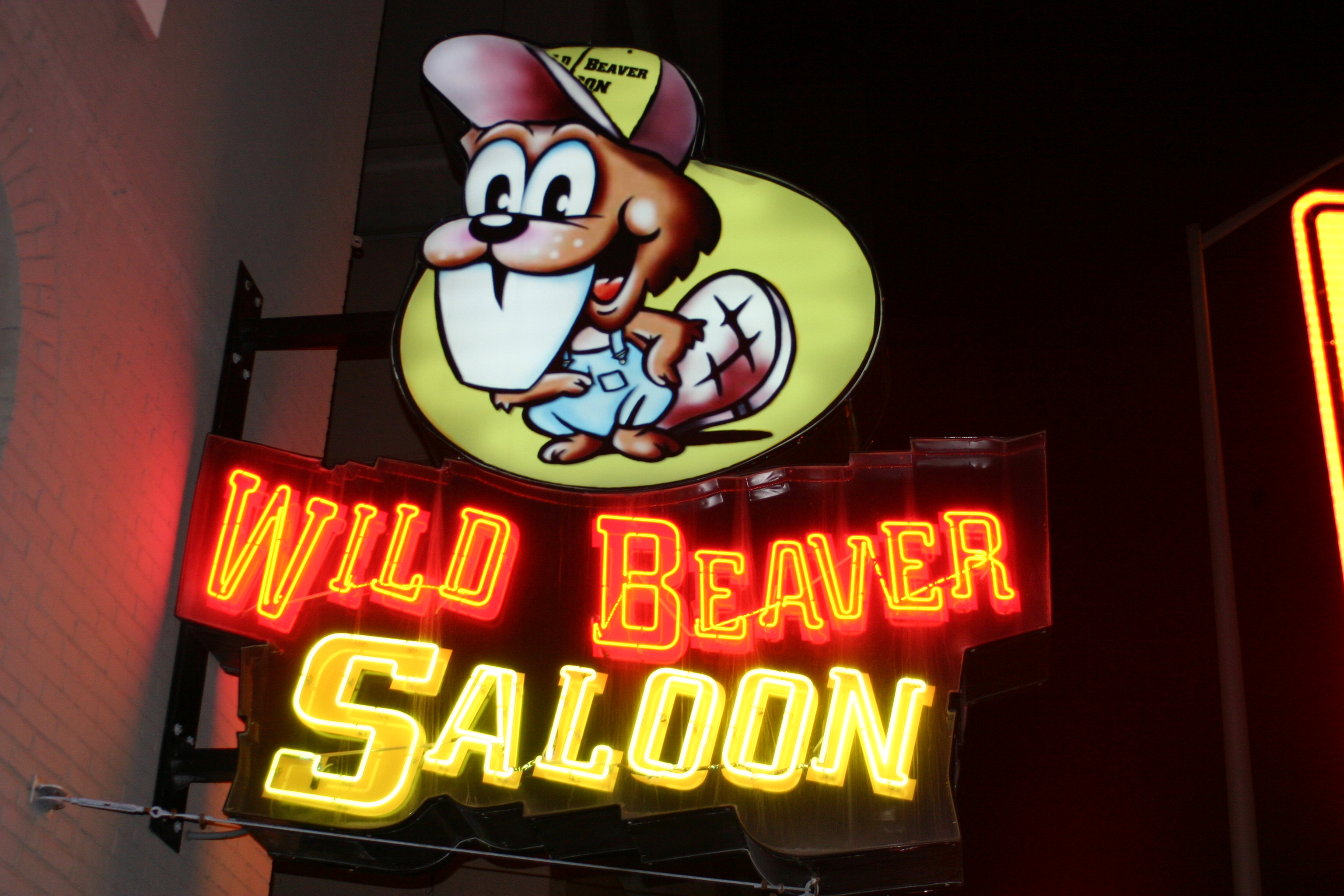 Wild Beaver Saloon - Best Dam Karaoke Bar