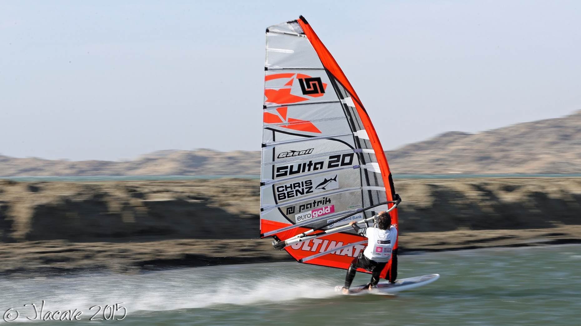 30-sec TECH: world's fastest windsurfer - YouTube