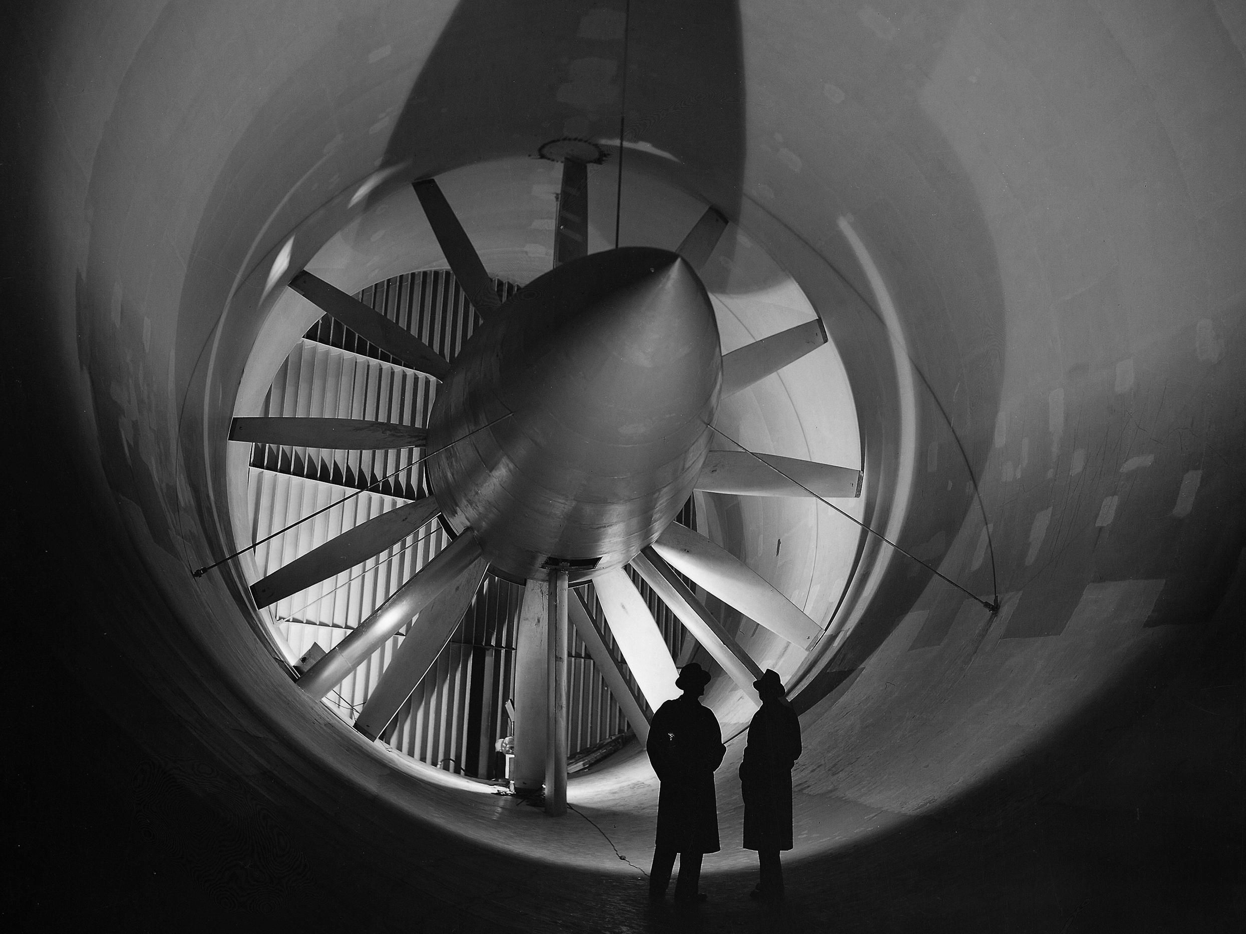 The giant fan of the Altitude Wind Tunnel [2488 x 1866] | Hard ...