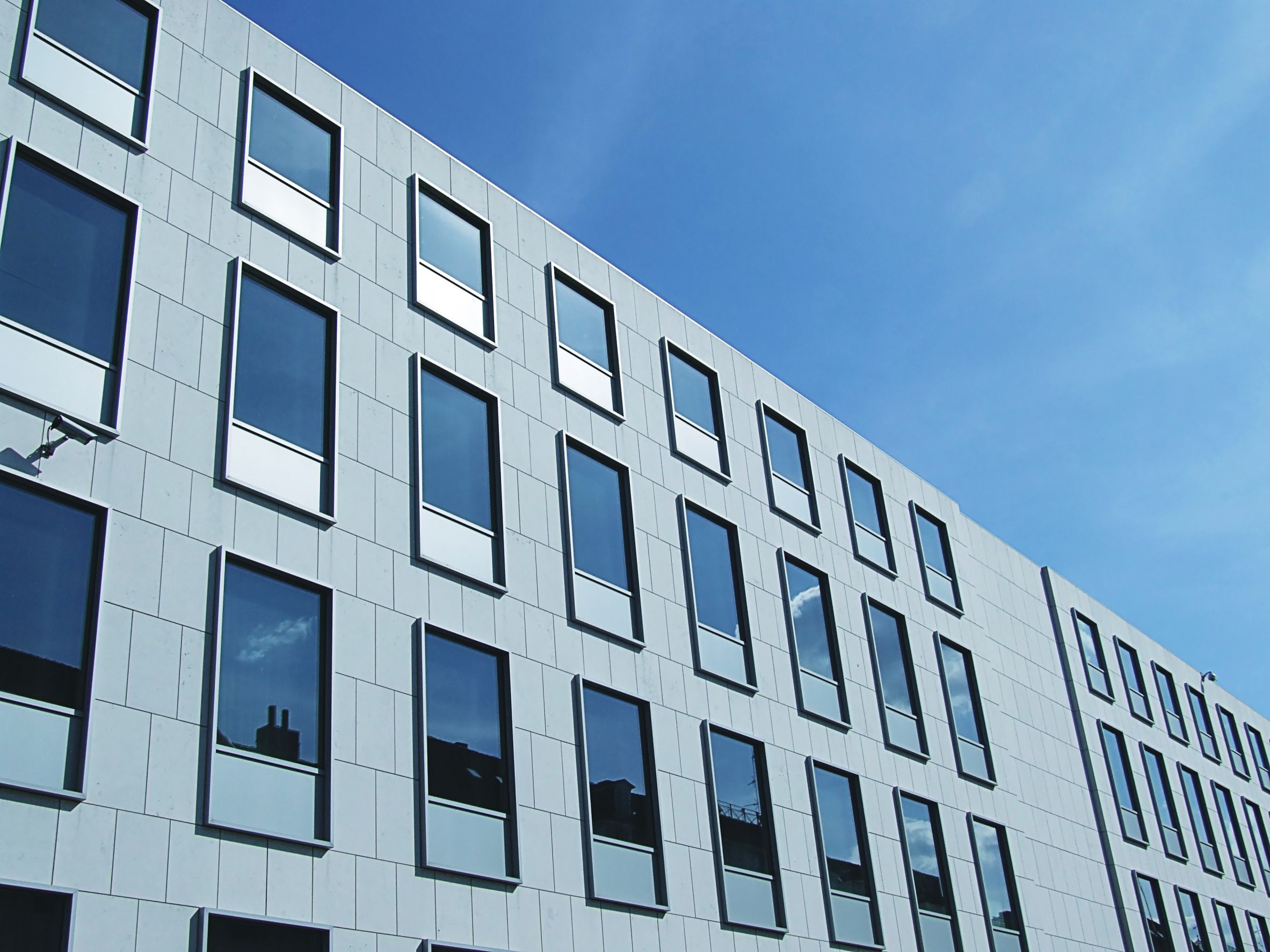 Benefits of Window Tinting for Commercial Buildings