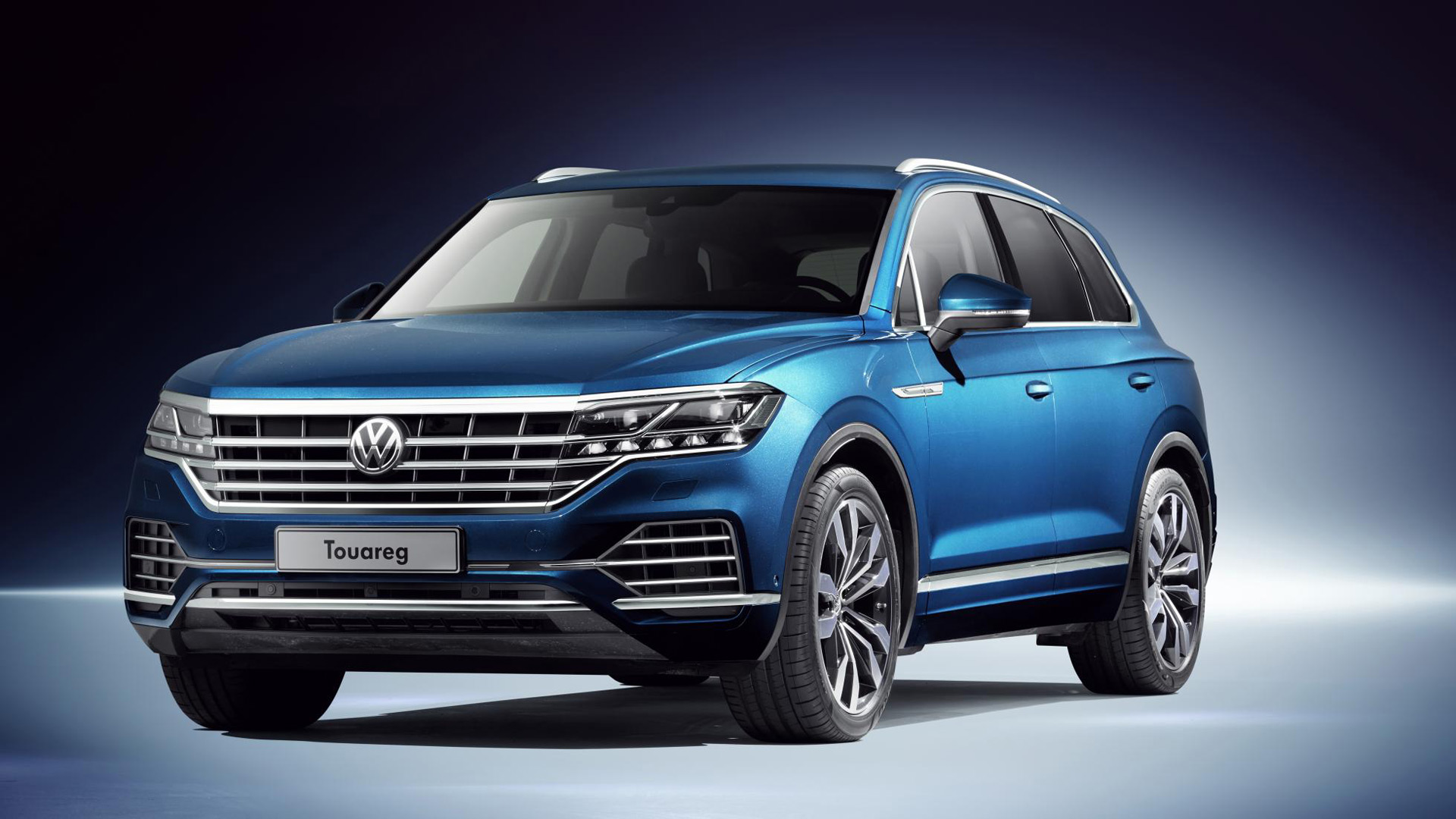 2018 Volkswagen Touareg revealed