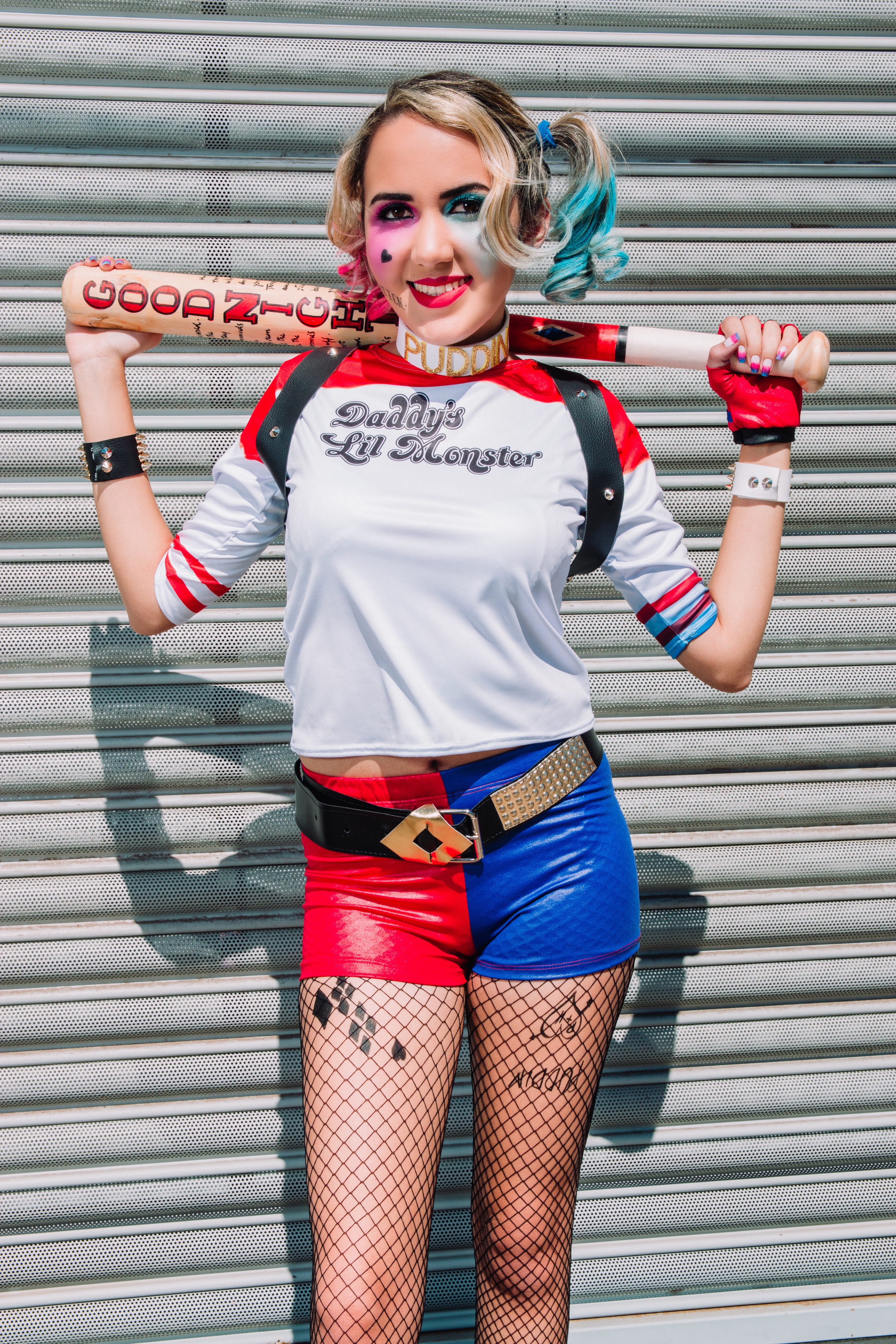Woman dressed up as suicide squad's harley quinn photo