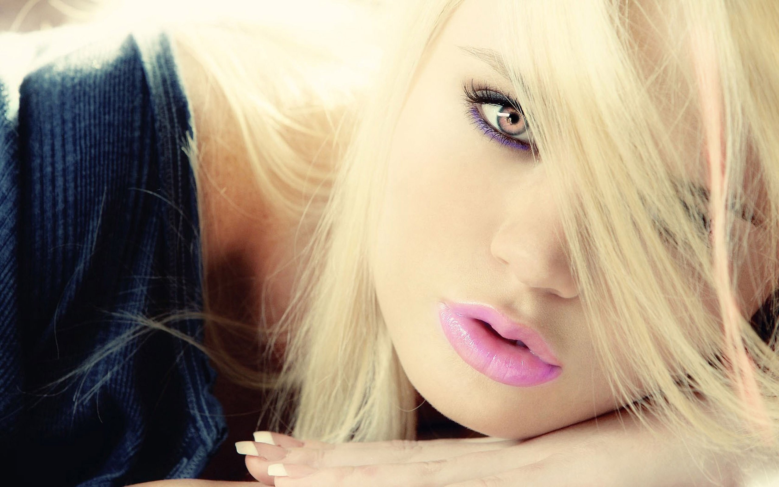 Portrait Beautiful Blonde Girl Pink Lips Fashion #6924310