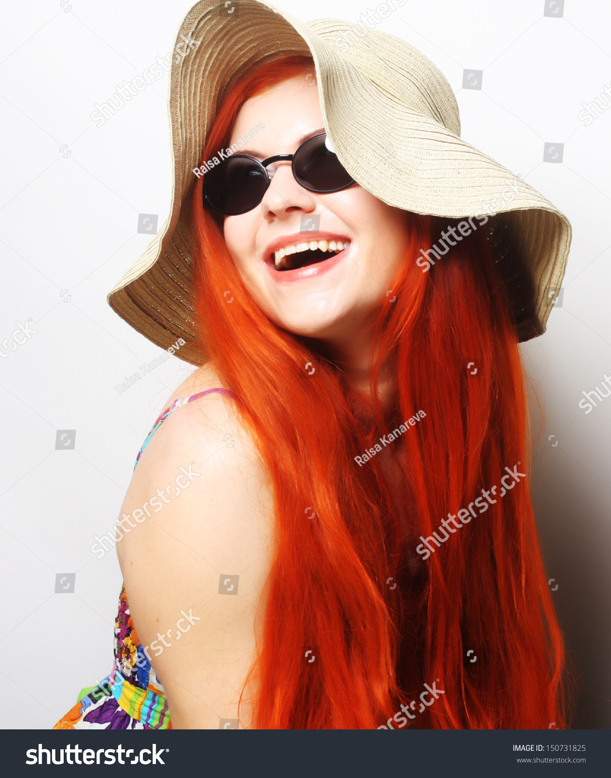 Fashion Woman Wearing Sunglasses Hat Romantic Stock Photo 150731825 ...