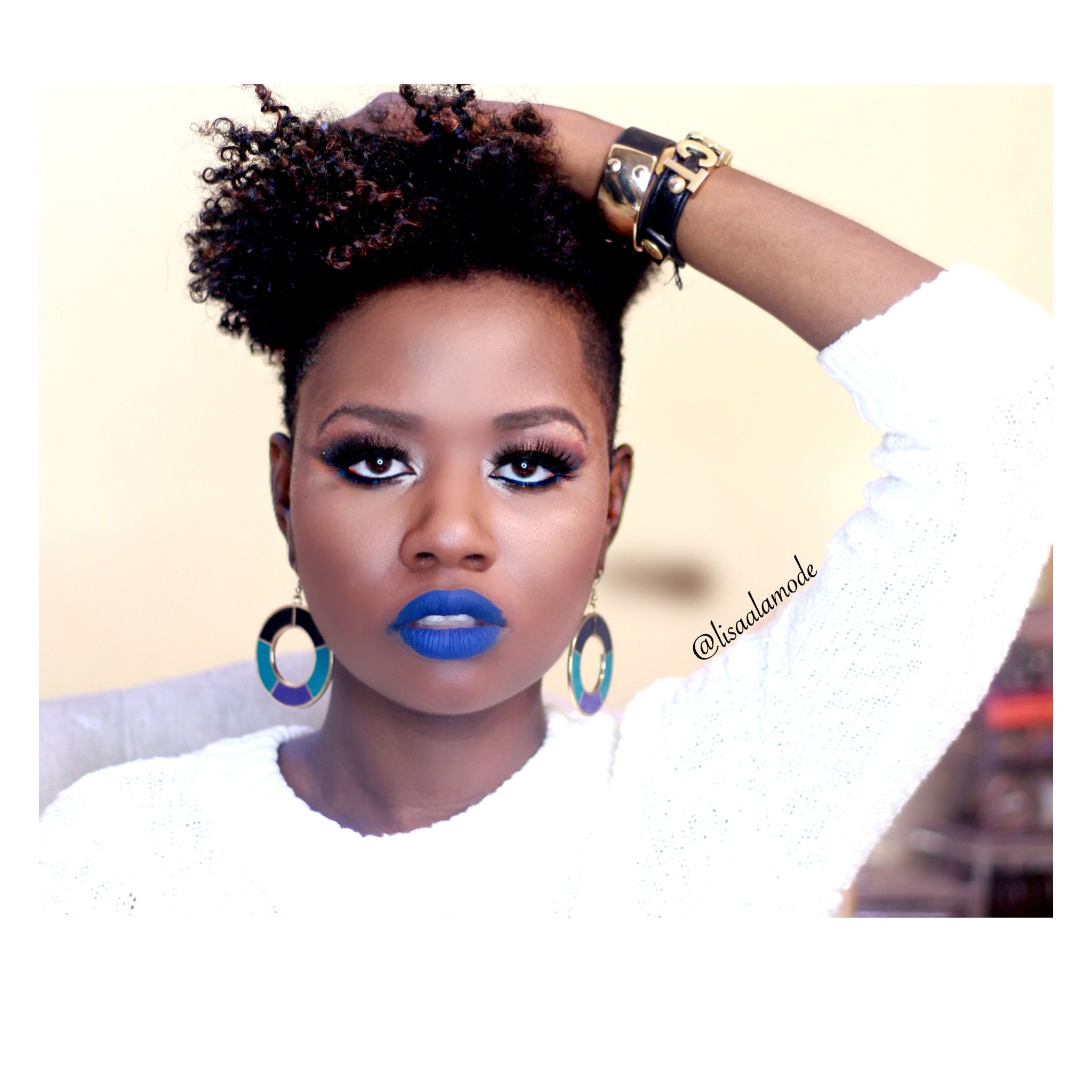 30 Stunning Black Beauty Bloggers Rocking Bold Lips with Dark Skin ...