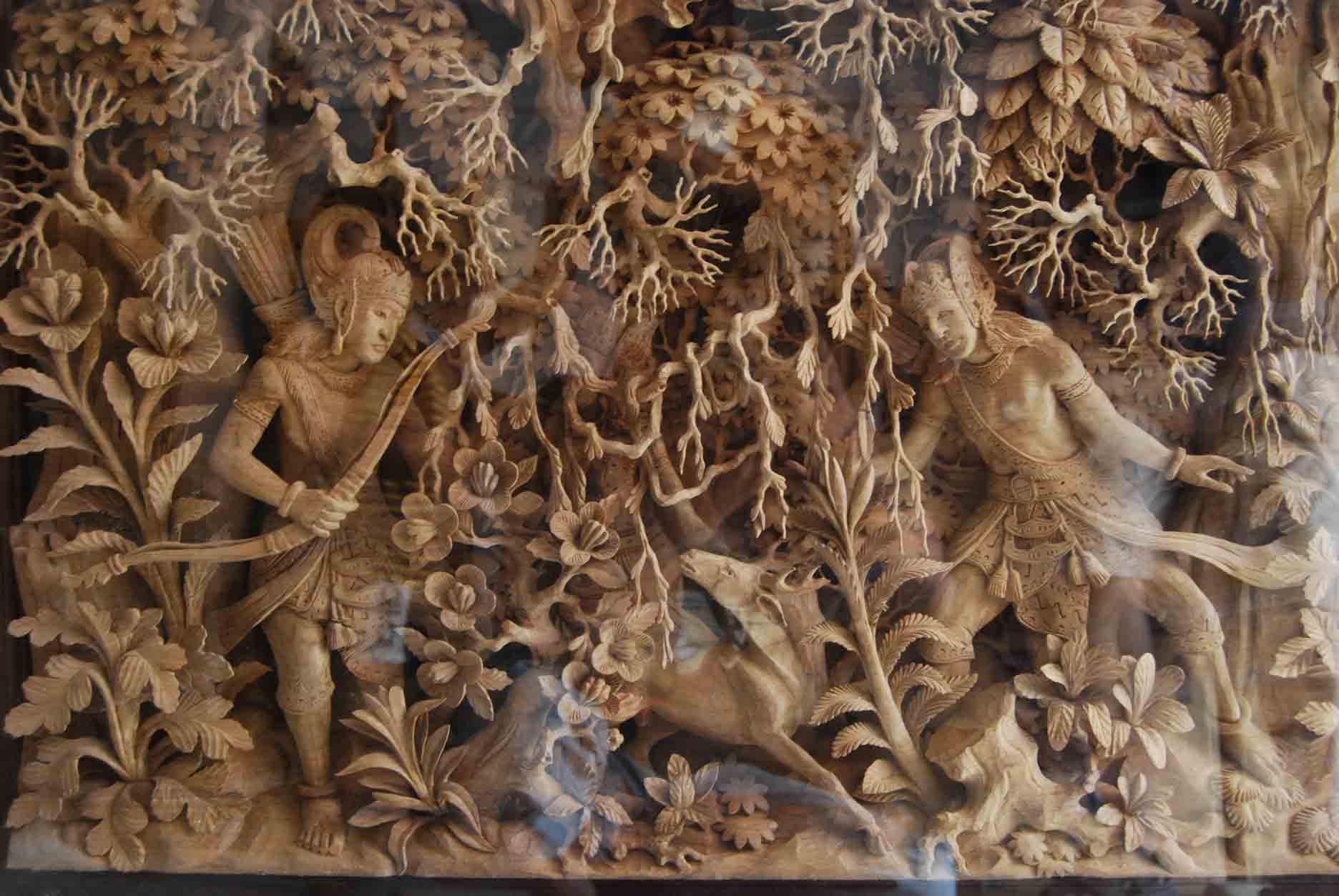Raneesh Wood Carving Works : 9747359253 | Sreeragam