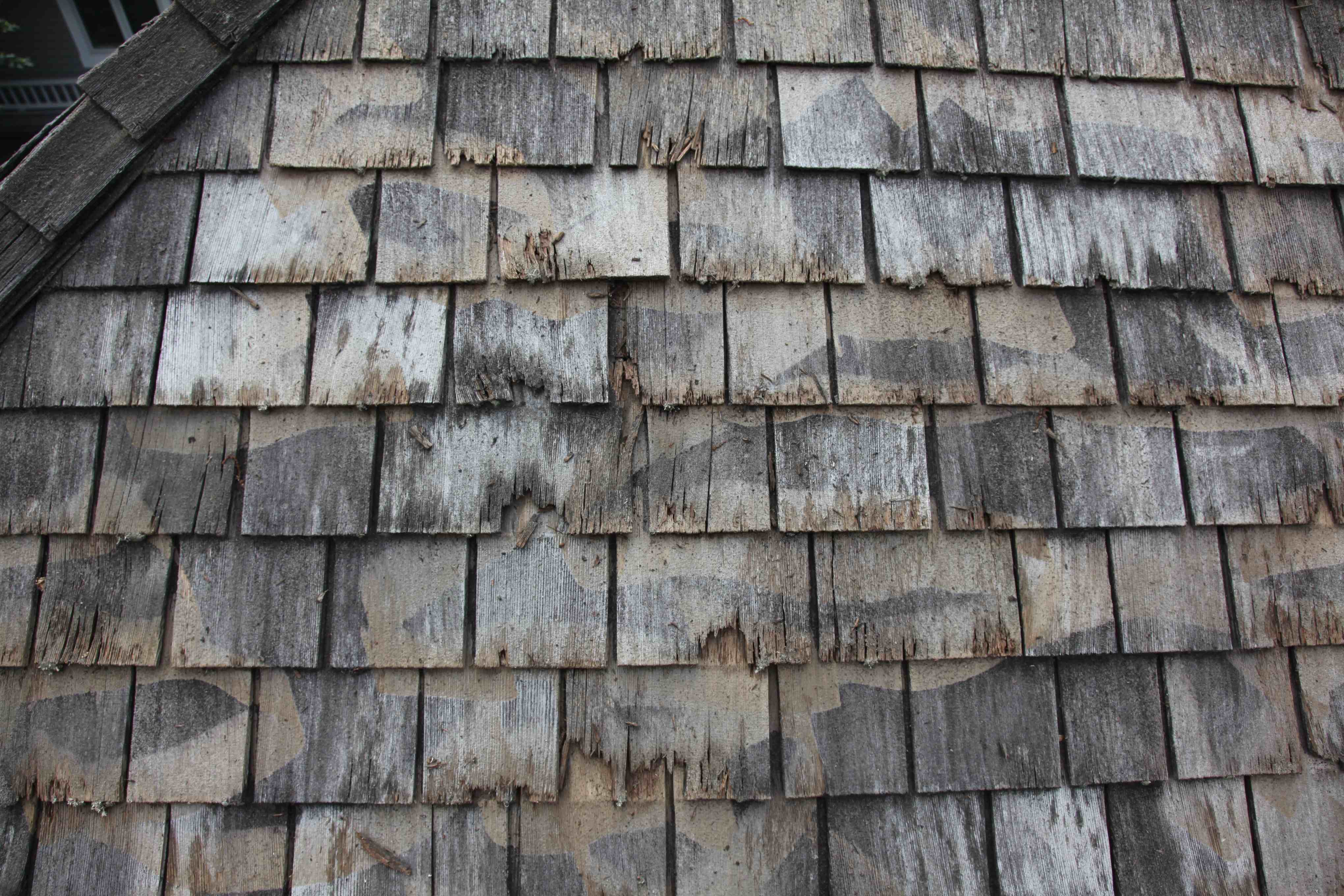 Blog Archive Should wood roofs be pressure washed? - Kuhl's Contracting