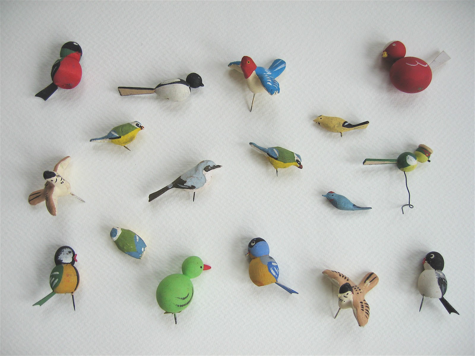 bricolagelife: tiny clay & wooden birds