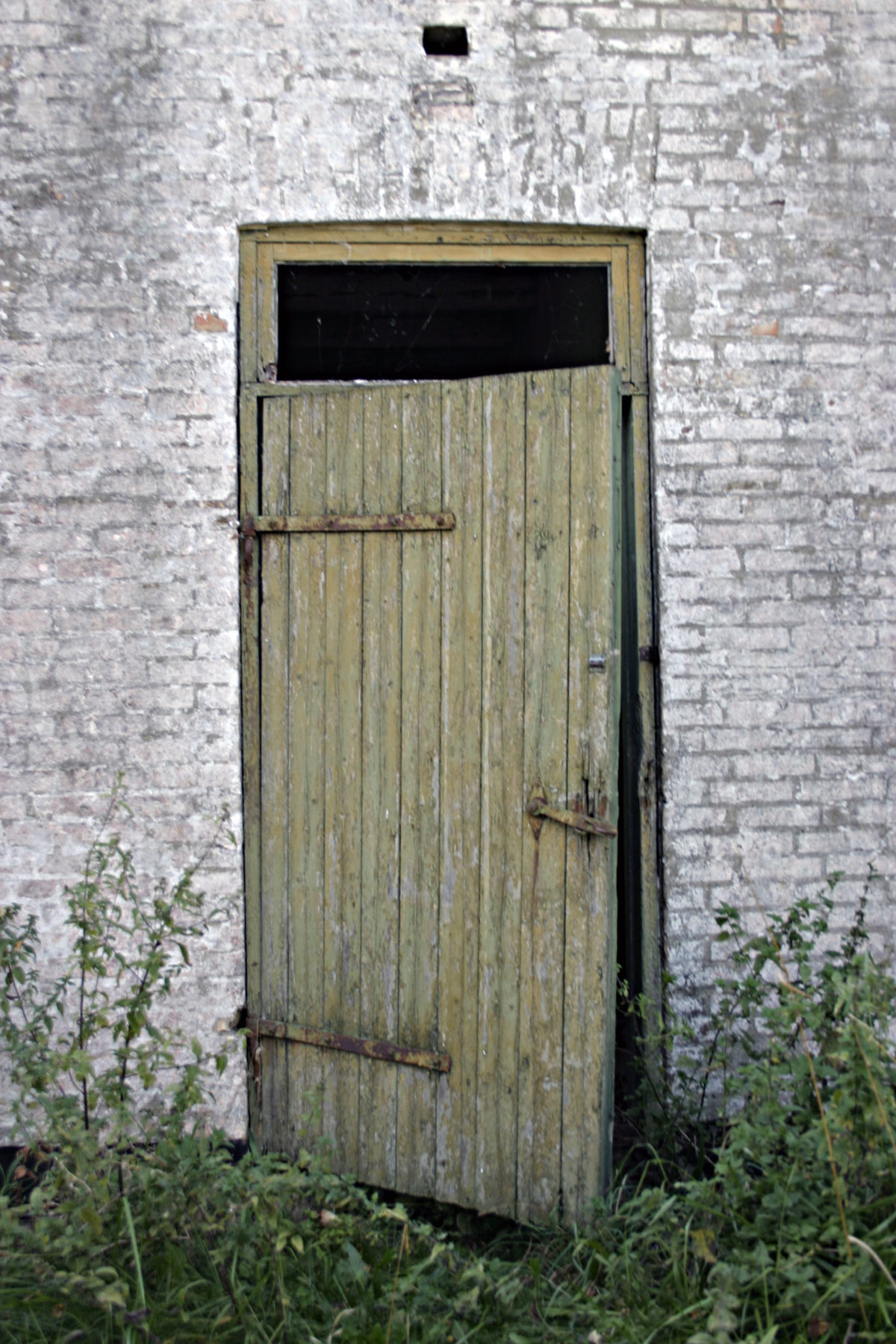 Wooden door, Bricks, Building, Door, Entrance, HQ Photo