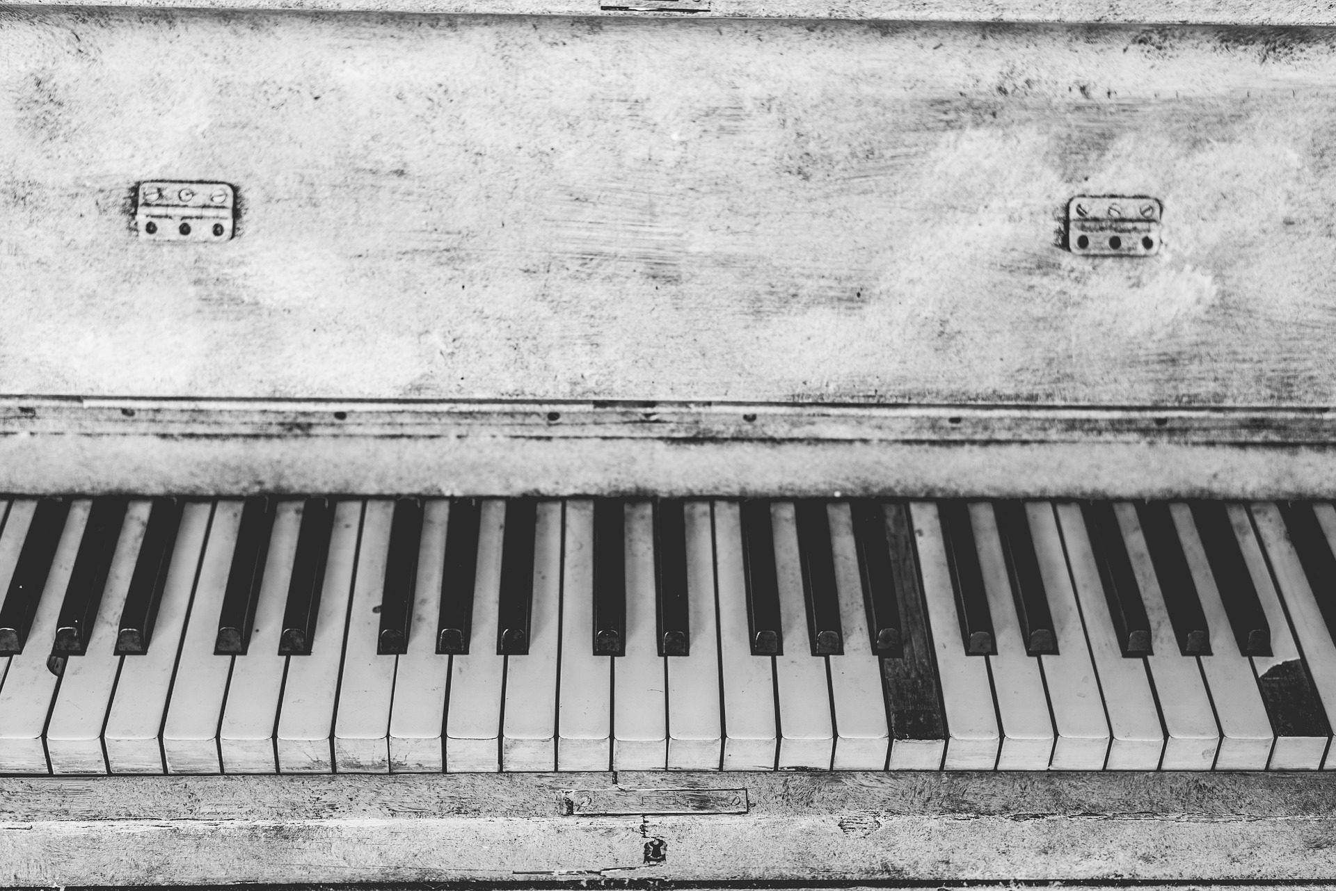 Wooden piano photo