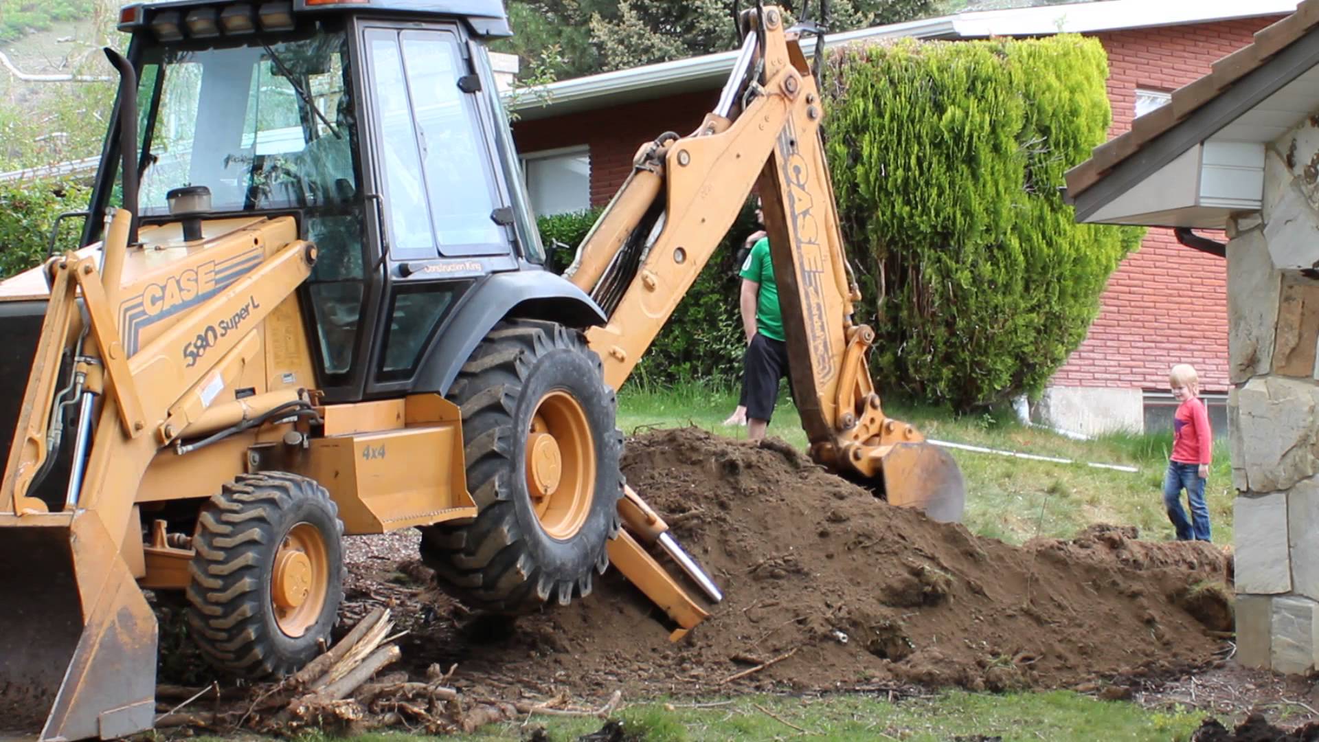 Case 580 L Backhoe Using Back arm for digging. - YouTube