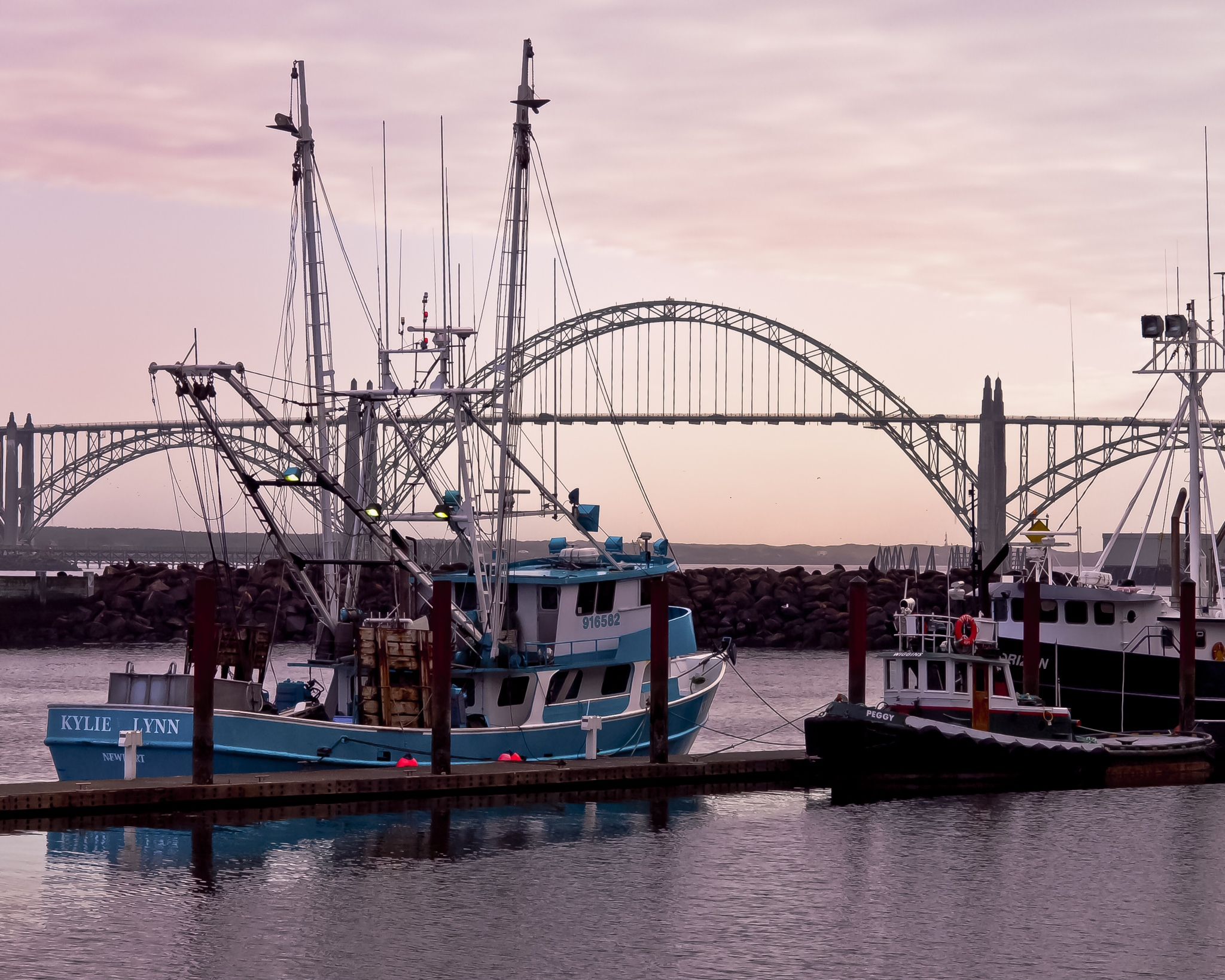 Fishing Docks at Yaquina Bay, Newport. Oregon | RJEPhotos ...