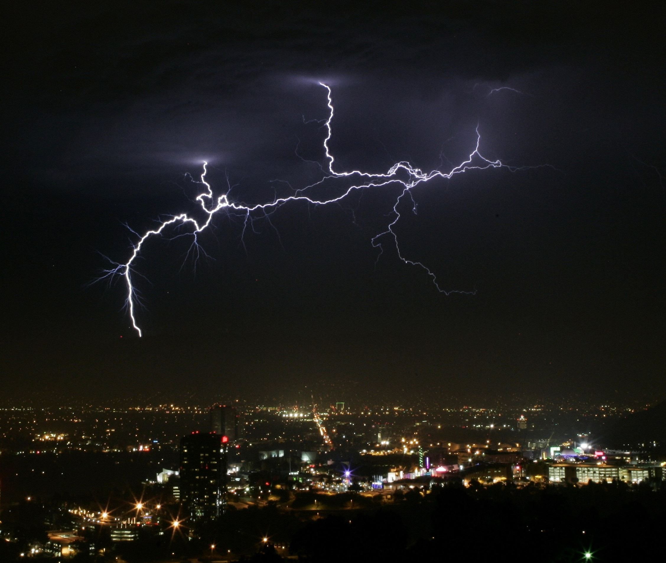California's impending thunderstorms will 'absolutely not' ease ...