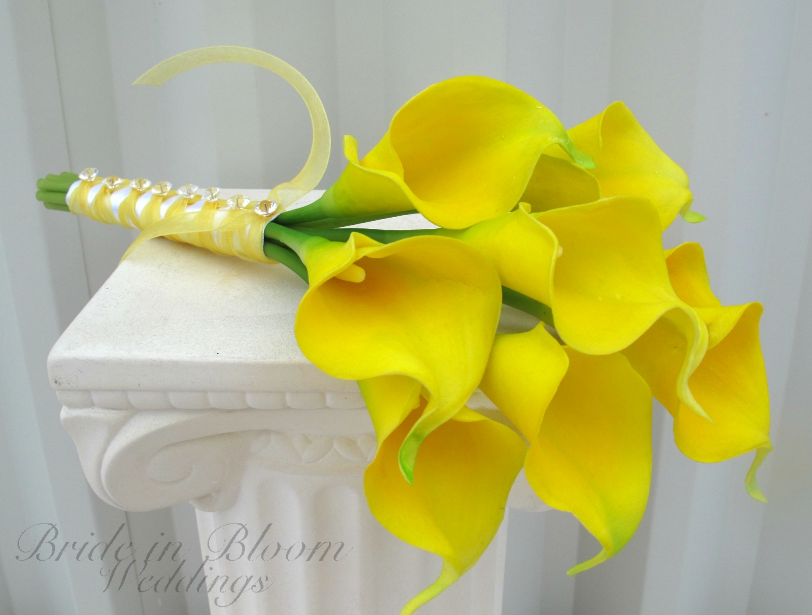 Yellow calla lily wedding bouquet | Bride in Bloom
