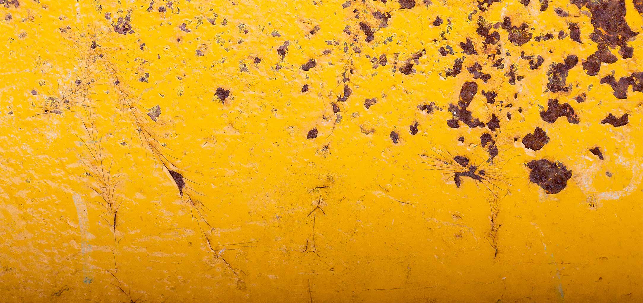 Yellow rusted metal photo