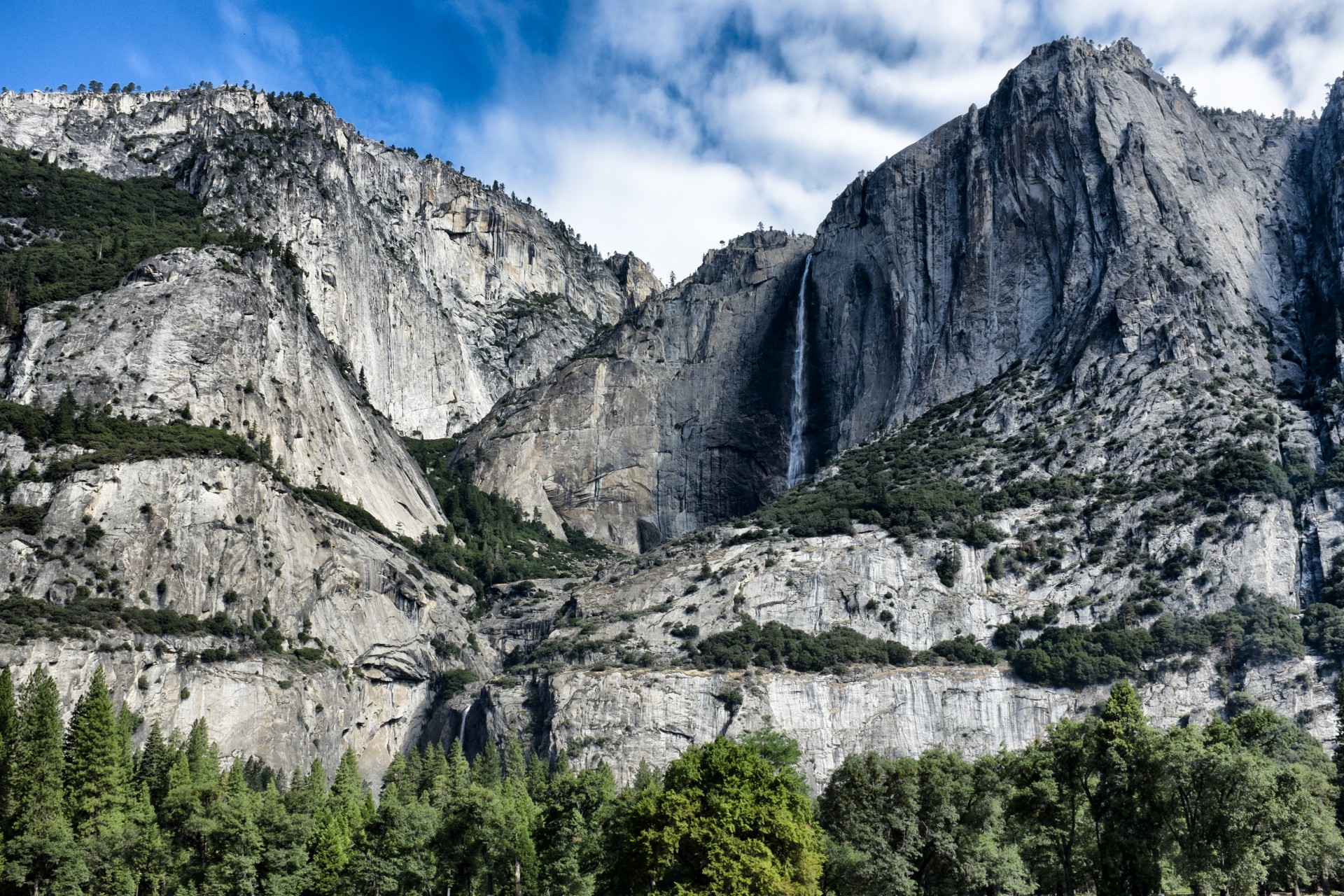 Yosemite 2 Free Stock Photo - Public Domain Pictures