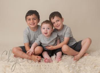Family Photo Session - 3 Brothers | Chaya Braun Photography