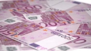 Rotating money 500 euro bills - money seamless loop Stock Video ...