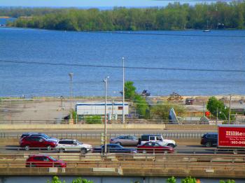 A TPS boat patrols the waterfront, 2017 05 31 -b