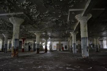Exploring an Abandoned Waterfront Plastics Factory - NJ - YouTube