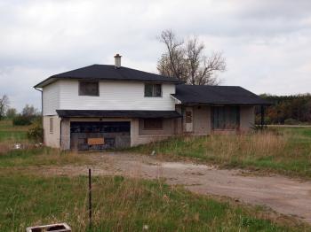 Abandoned House in Caledon, Ontario | Inside Caledon, Ontario
