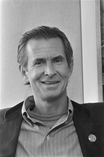 File:Anthony Perkins (1983).jpg - Wikimedia Commons