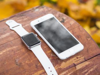 Apple Watch and Mobile