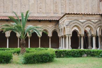 Fotos gratis : arquitectura, palacio, palmera, edificio, arco, palma ...