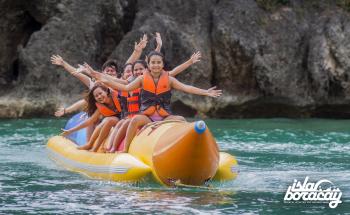 Banana Boat Boracay - Enjoy the Banana Boat | Isla Boracay