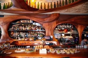 Best Toronto Bars - 50 Essential Bars in Toronto