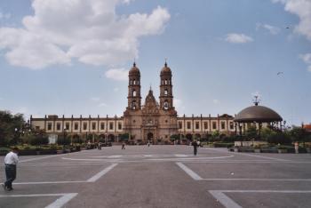 File:Basilica de Zapopan 2007.jpg - Wikimedia Commons