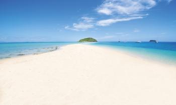 Airlie Beach Day Sailing – Day charters in the heart of the reef