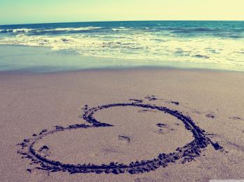 Awesome Beach Heart Love Wallpapers Phone | The Most Beautiful Beach ...