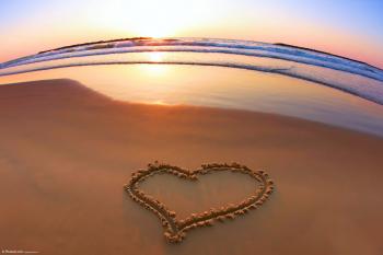 Love Heart on the Beach with Beautiful Sunset – Photos5.com
