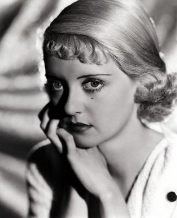 Bette Davis: Courageous Leading Lady
