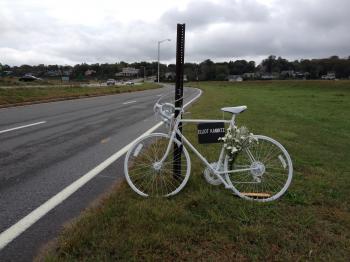Ghost Bike appears on Memorial Blvd to honor Elliot Kaminitz - Bike ...