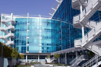 BLUE BUILDING – Edificio de oficinas – Barcelona