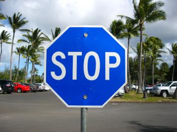 Blue stop sign I saw in Hawaii - Imgur | Undertale | Pinterest ...