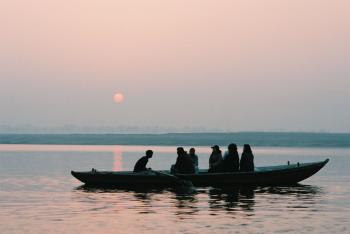 File:Sunrise boat ride on the Ganges, Varanasi.jpg - Wikimedia Commons